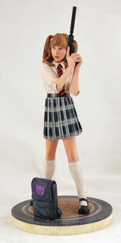 DF-HitGirlStatue-02.jpg