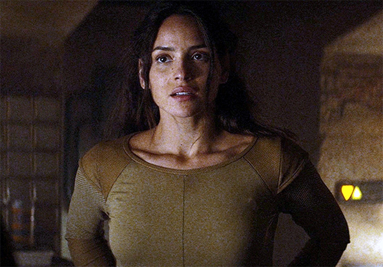 Adria Arjona